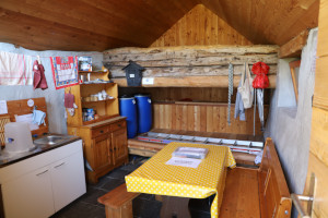 Interno del Rifugio Sasso Nero