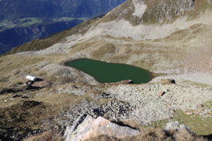 Lago di Carì