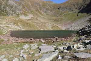 Lago di Carì