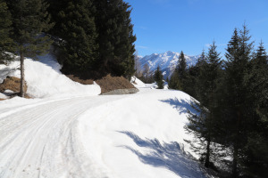 Strada per Anvéuda