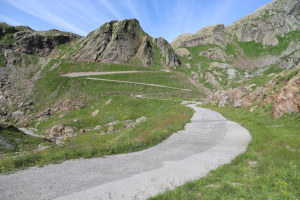 Strada che sale al Lago dei Cavagn&ouml;&ouml;