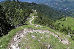 Sentiero che scende dalla Cima di Fojorina