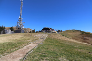 Sentiero che sale a Cimetta