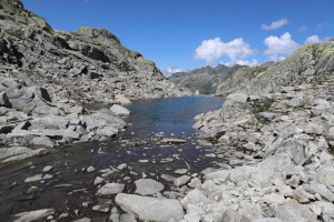 Lago della Valletta di San Gottardo a quota 2387 metri