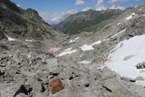 Via di discesa ai Laghi della Valletta di San Gottardo