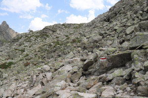 Sentiero che porta ai Laghi della Crosa