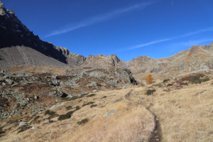 Sentiero che sale al Lago di Morghirolo