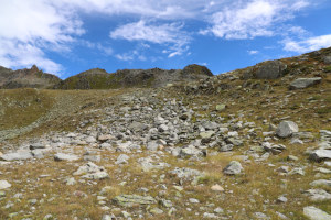 Via di salita al Lago di Sabbioni