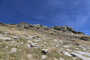 Via di salita al Madone