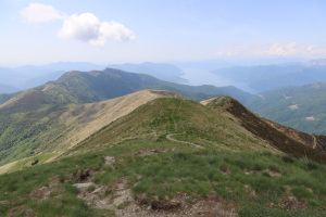 Cresta verso il Monte Lema