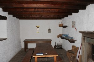 Interno della chiesetta
