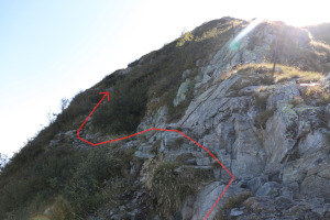 Sentiero che sale al Monte Tamaro (con tracciato)