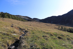 Salendo verso la Bassa di Nara