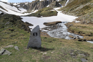 Pietra della sorgente del fiume Ticino