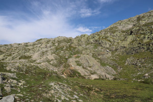 Salendo verso i Laghetti della Foppa della Rondadura