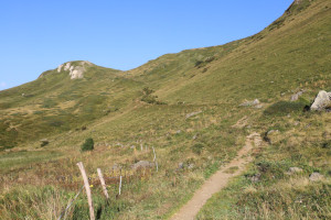 Sentiero che sale al Lago di Tom