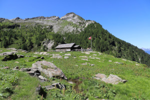 Rifugio Alpe di Giümela