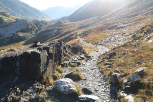 Sentiero che porta al Passo della Greina