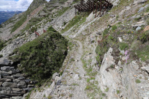 Sentiero che scende dal Pizzo Erra