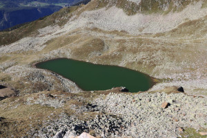 Lago di Carì