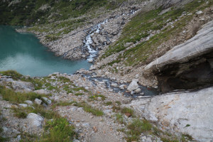 Sentiero che aggira il Lago del Zött