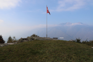 Prato davanti alla Capanna Cremorasco