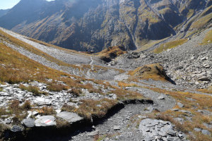 Sentiero che scende alla Capanna Scaletta