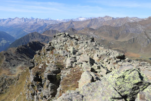 Cresta verso la cima ovest del Poncione Pro do Rodùc