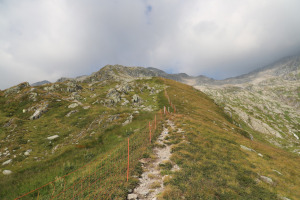 Sentiero che sale al Pass d Uffiern